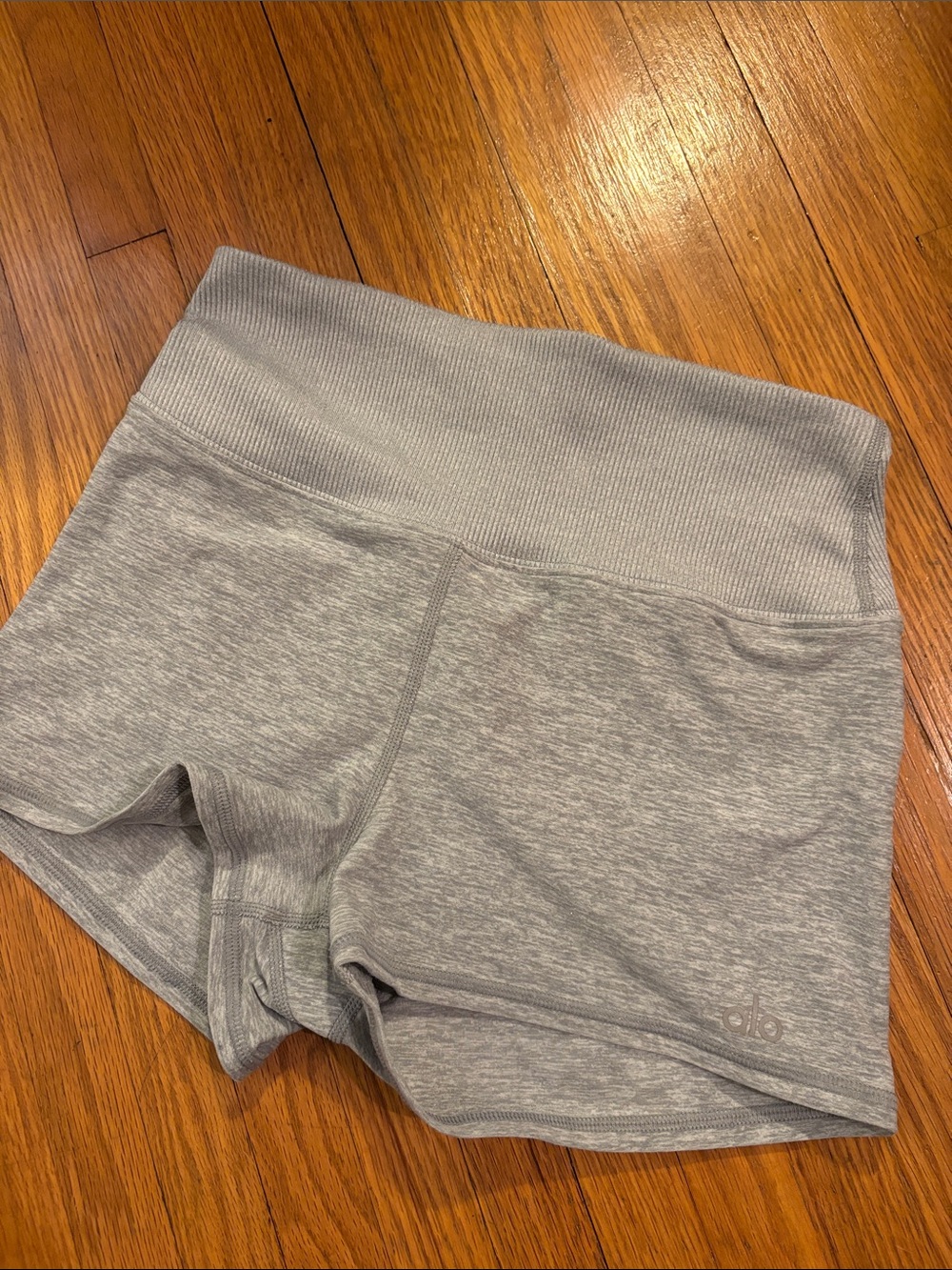 Alo soft gray shorts